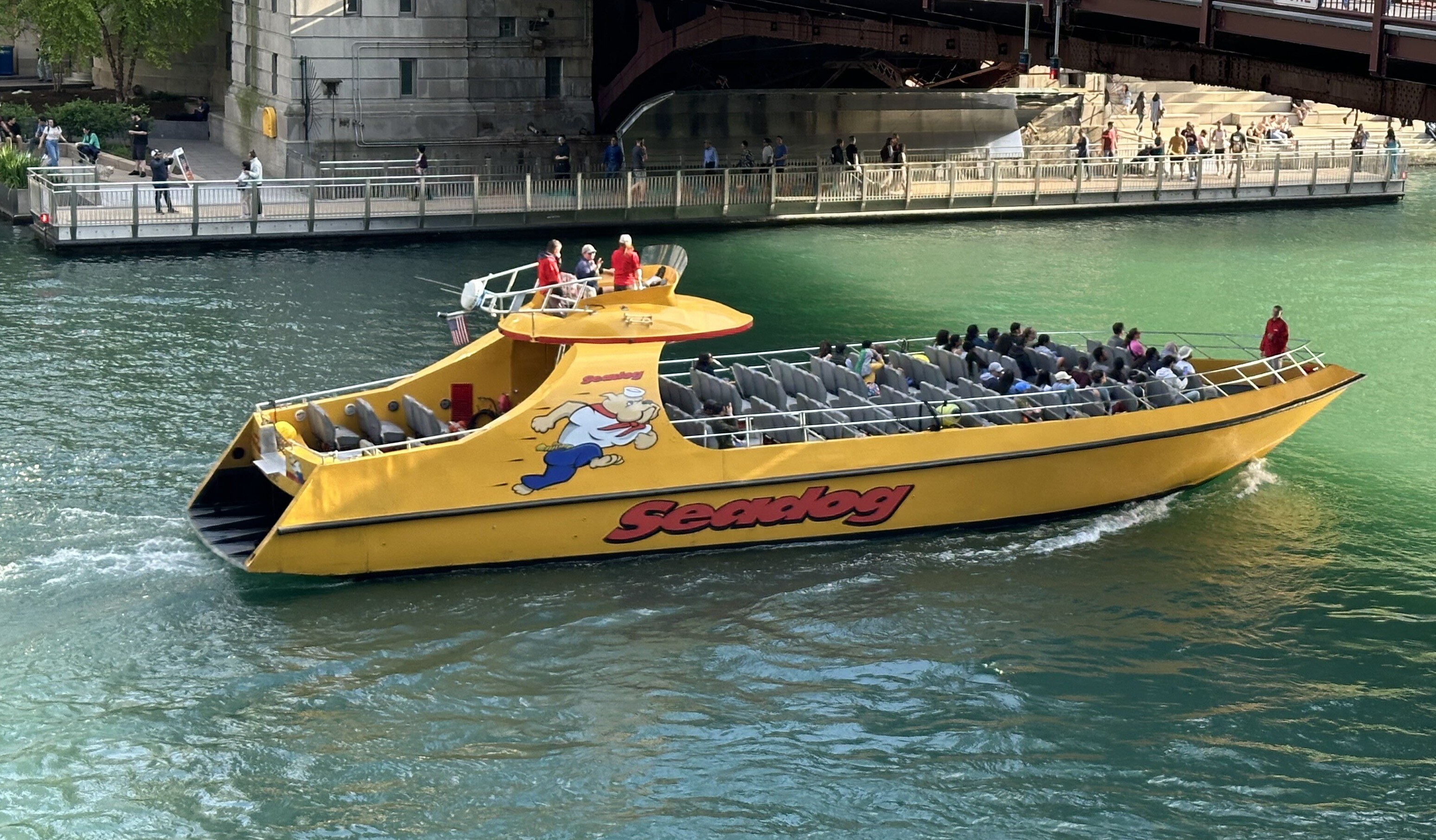 Chicago Seadog boat featuring H.O. Bostrom seats