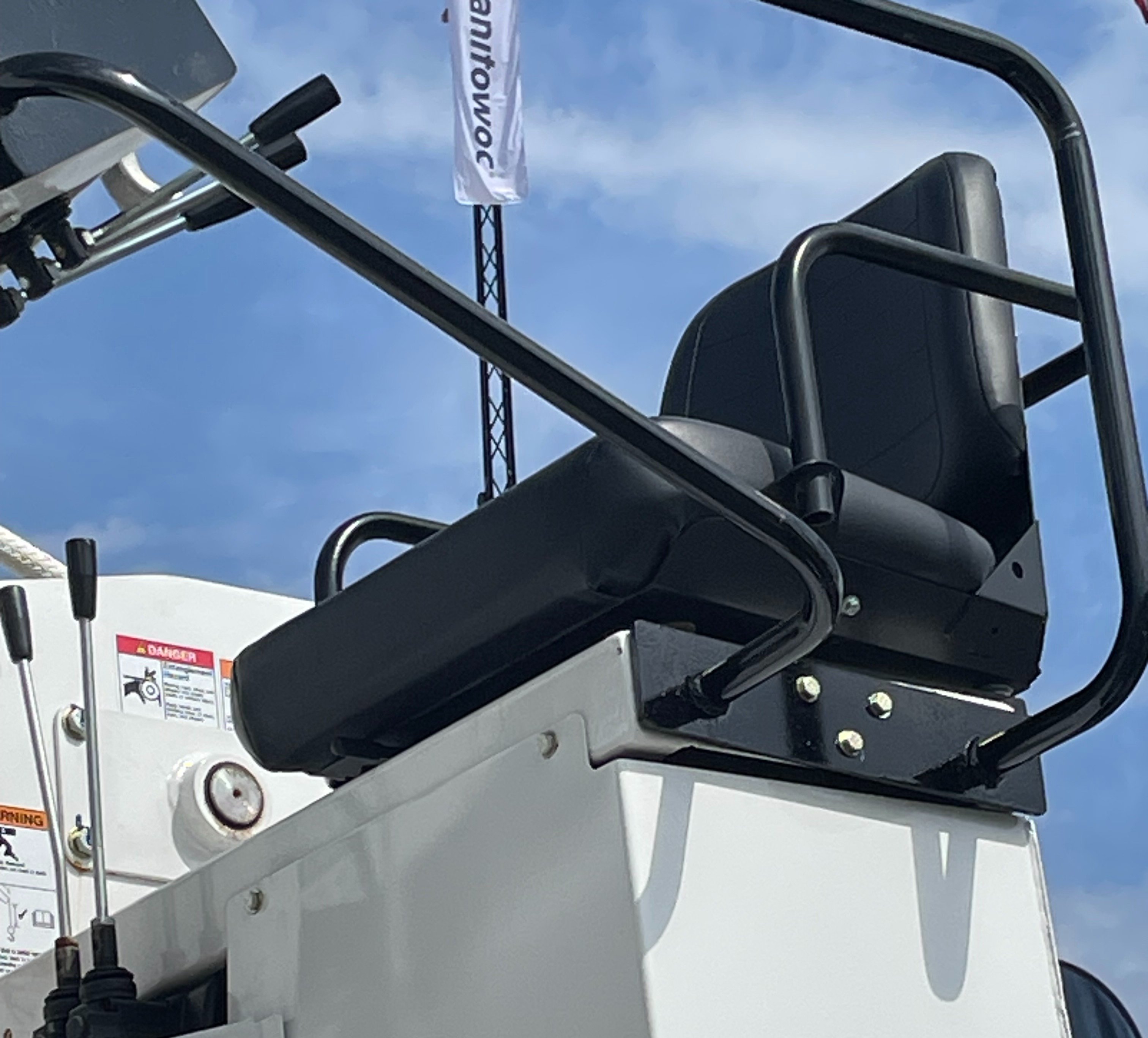 Terex Bronco with tube arms-1